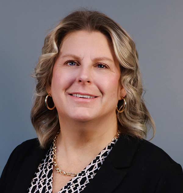 Suzanne R. Dunco